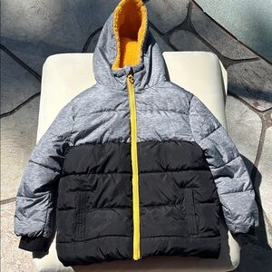 Swiss Tech black and gray snow/ski jacket